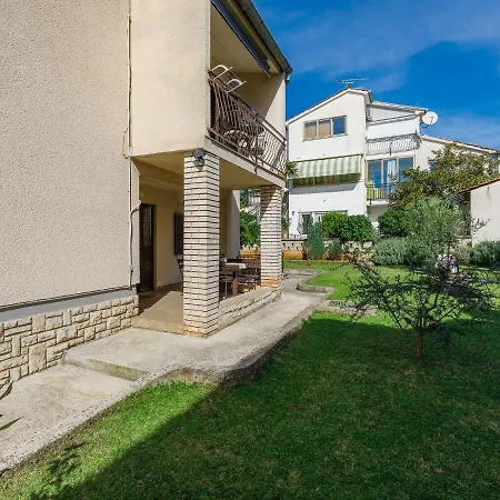 Zrinka-1 By Interhome Apartament Poreč