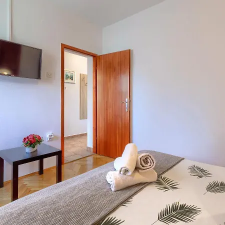 Apartament Zrinka-1 By Interhome